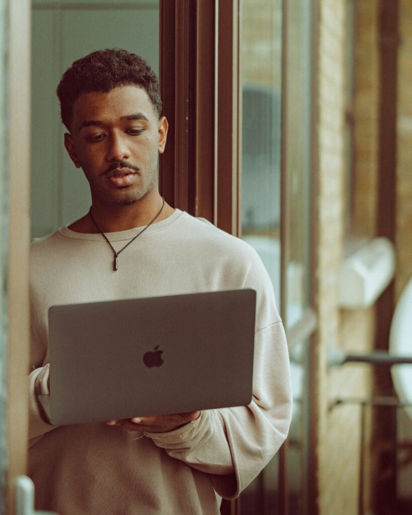 Luminous Academic Writer